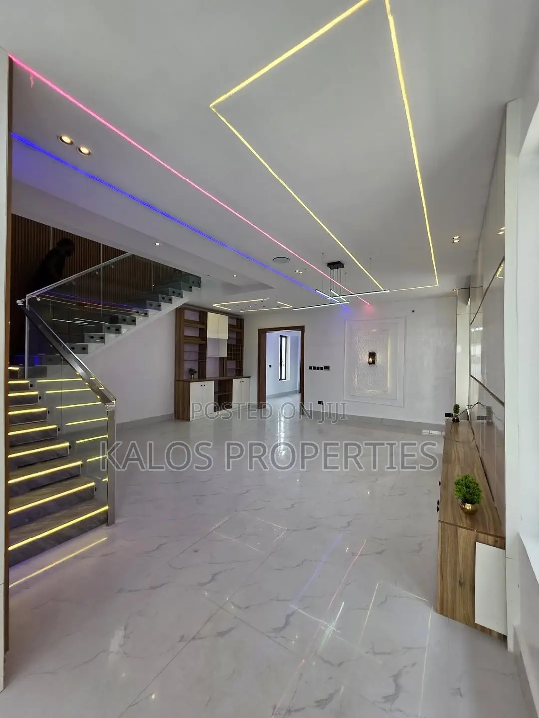 5bdrm Duplex in Ajah Lekki Lagos for sale