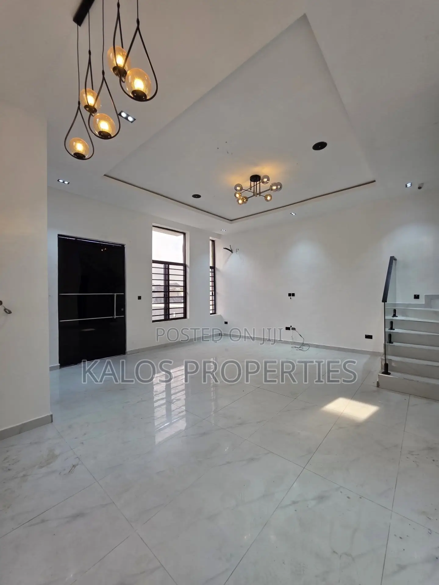 5bdrm Duplex in Ajah Lekki Lagos for sale
