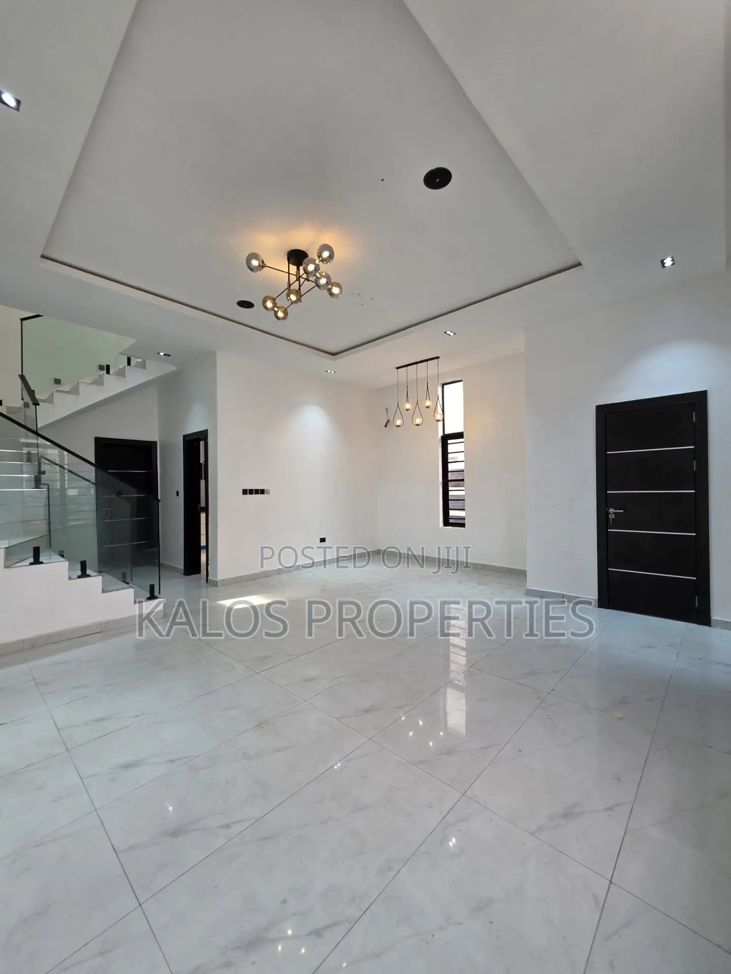 5bdrm Duplex in Ajah Lekki Lagos for sale