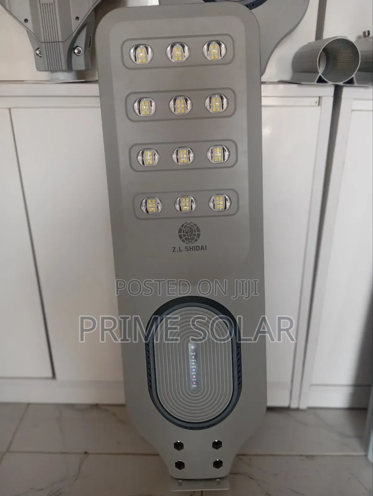 Zl16400 Big Body 8 Eyes Solar Street Lights 