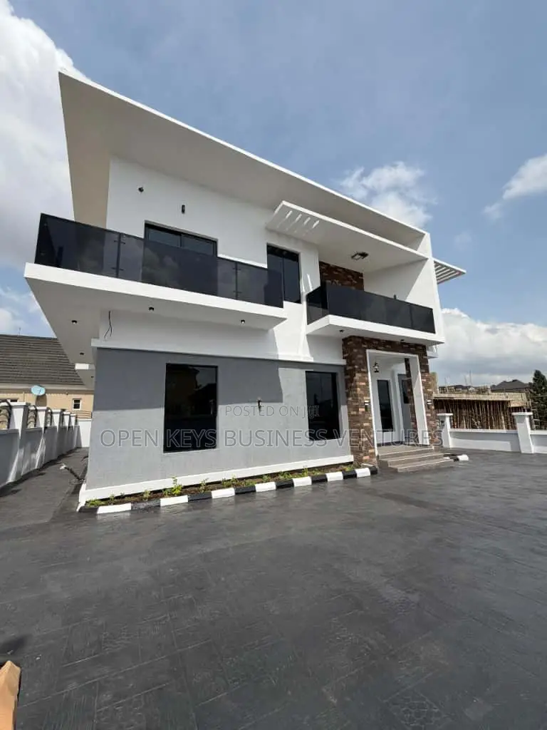 Furnished 5bdrm Duplex in Legacy Estate, Akobo for sale