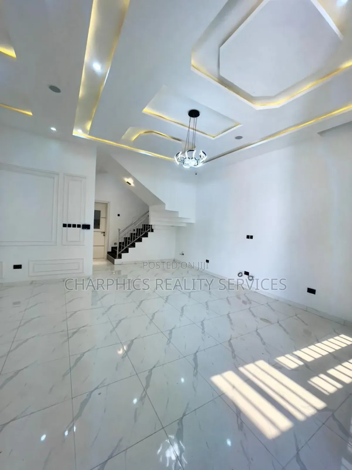 5bdrm Duplex in Ajah for sale