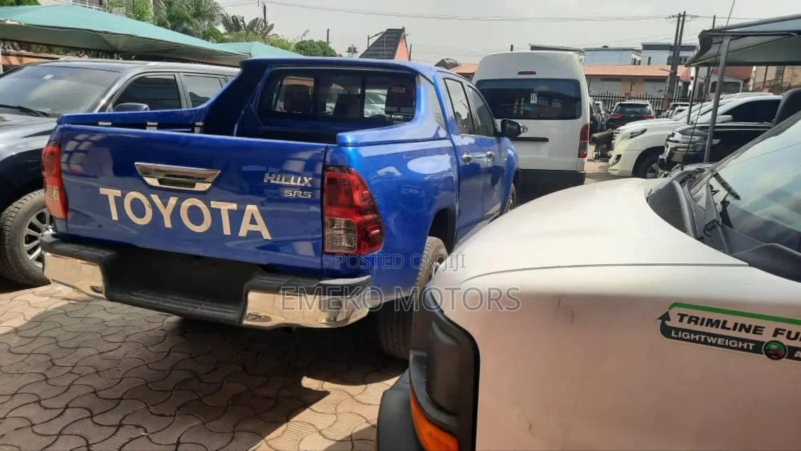 Toyota Hilux 2019 Blue