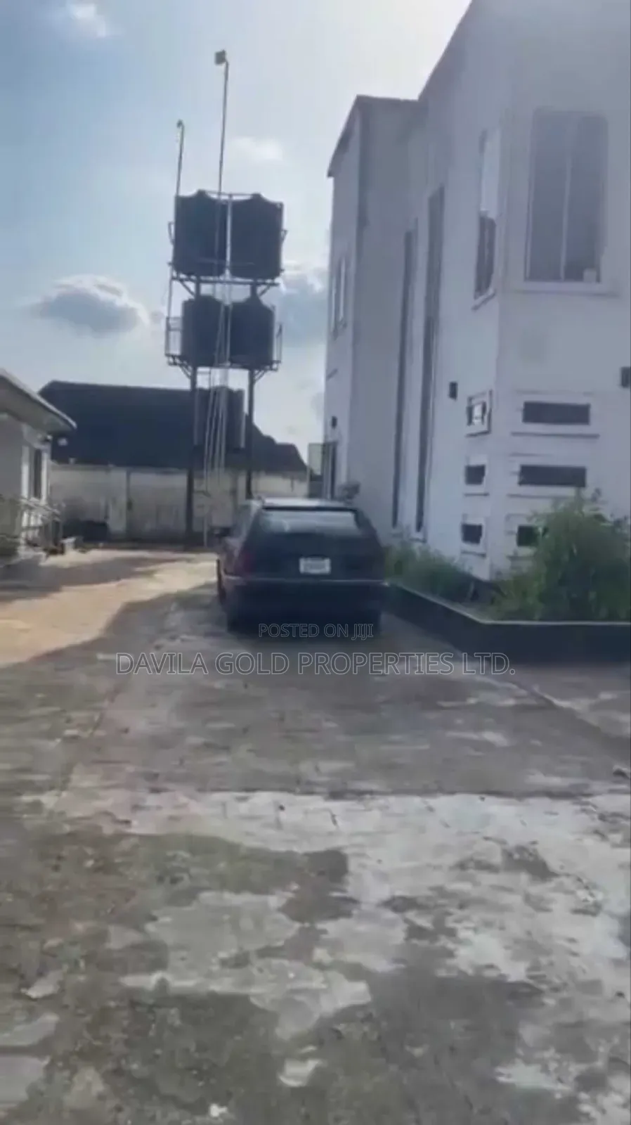 6bdrm Duplex in Benin City for sale