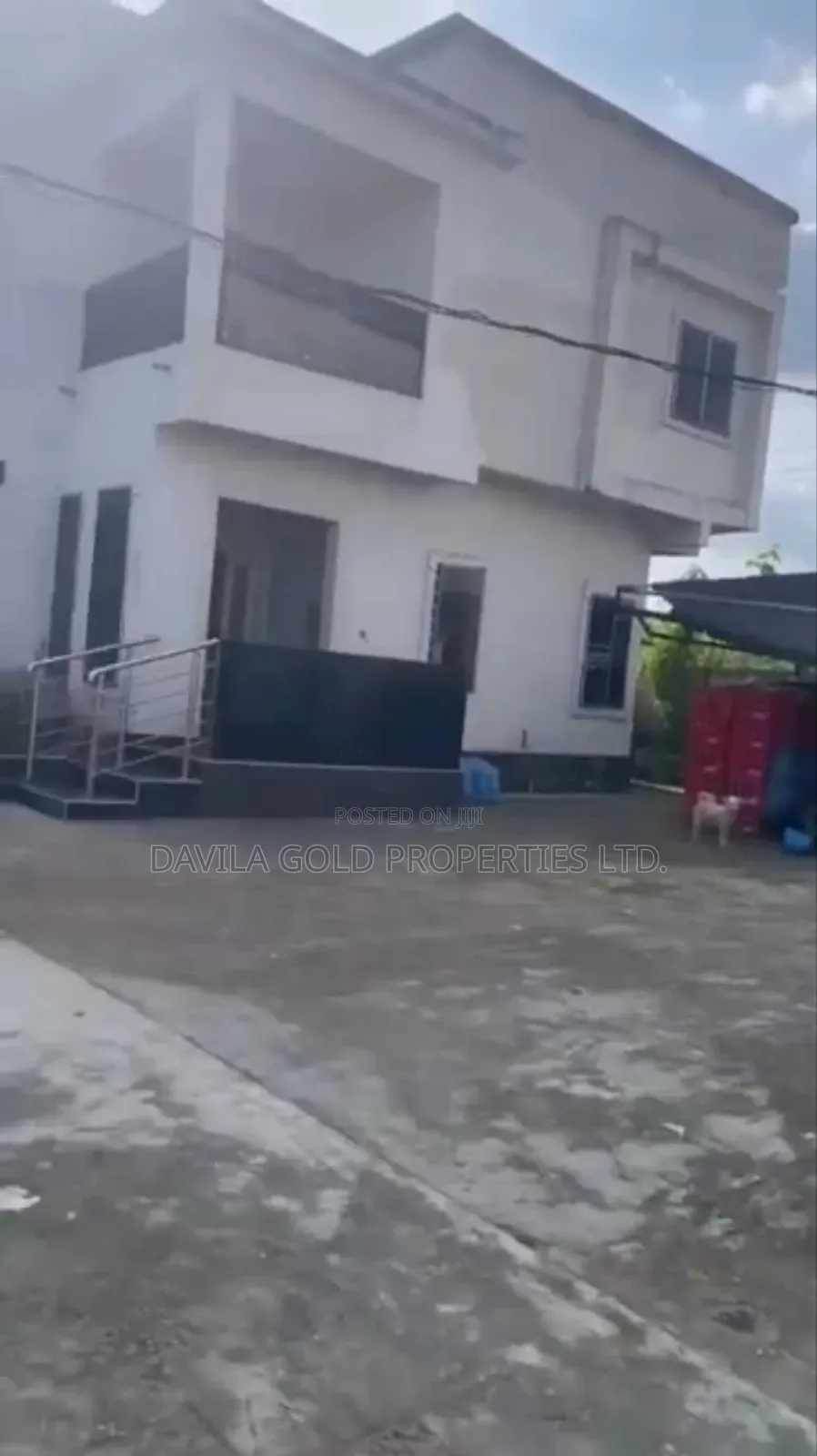 6bdrm Duplex in Benin City for sale