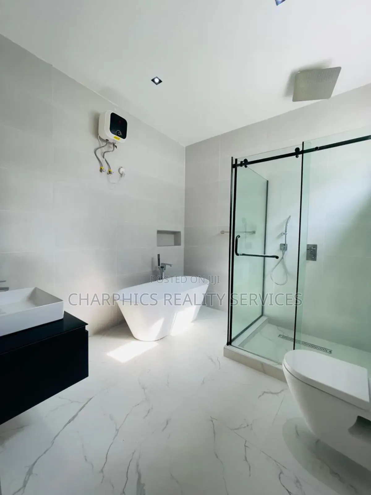 5bdrm Duplex in Ikate for sale