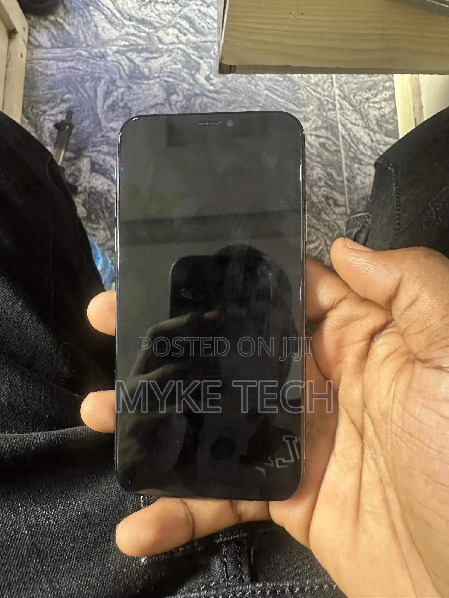 Apple iPhone X 64 GB Black