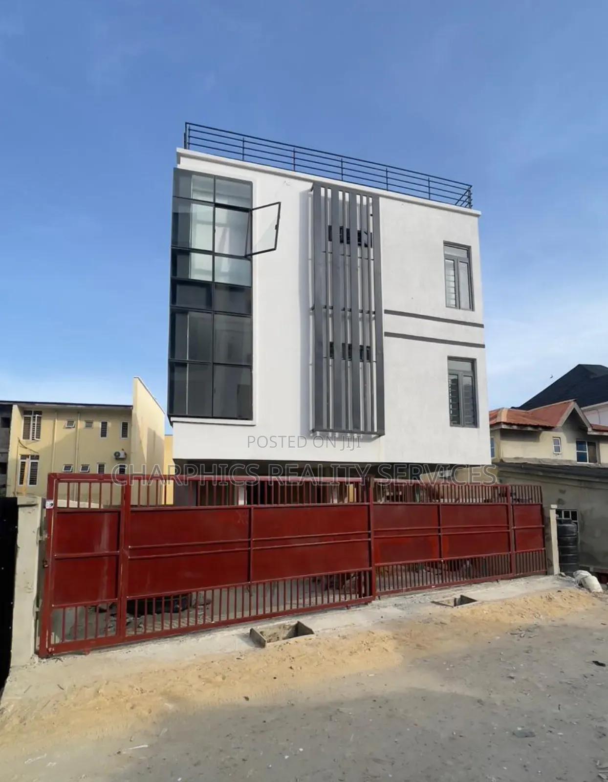 Studio Apartment in Lekki Phase 2 for sale
