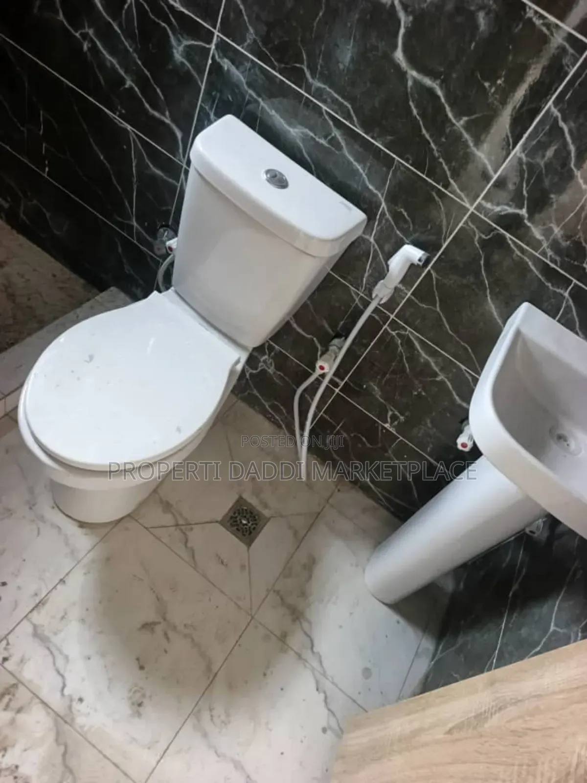 2bdrm Block of Flats in Evergreen Estate, Iyana Ipaja for rent