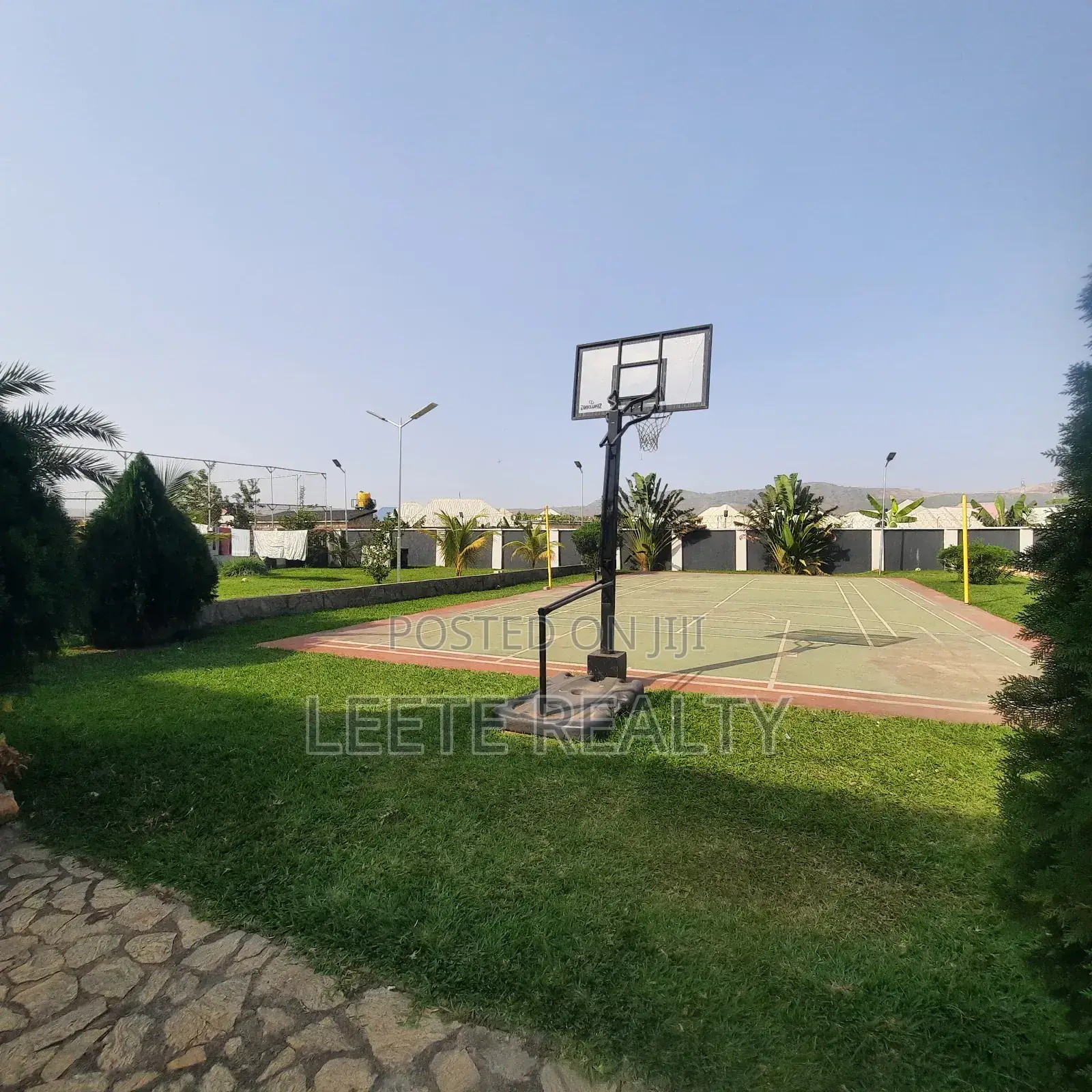 4bdrm Townhouse/Terrace in Jahi for sale