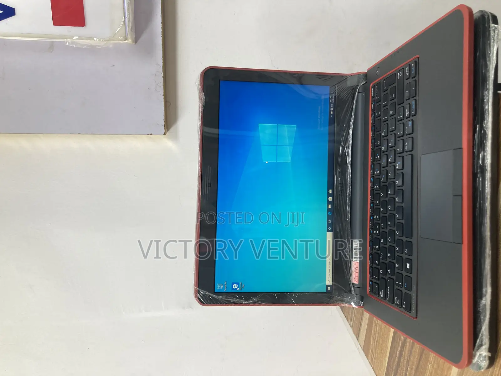 Laptop Dell Latitude 3350 4GB Intel Core I3 HDD 500GB