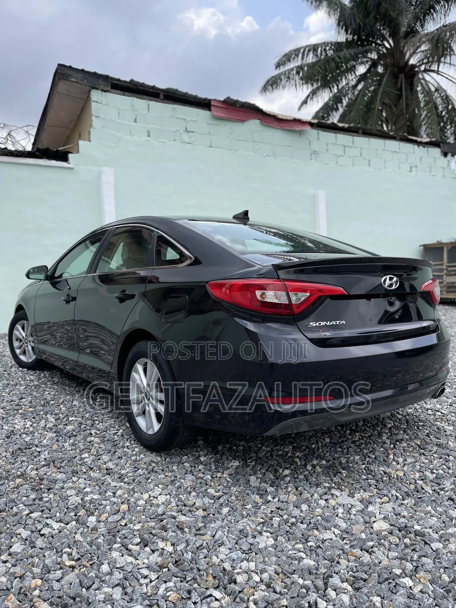 Hyundai Sonata Base Sedan FWD (2.4L 4cyl 6A) 2016 Black