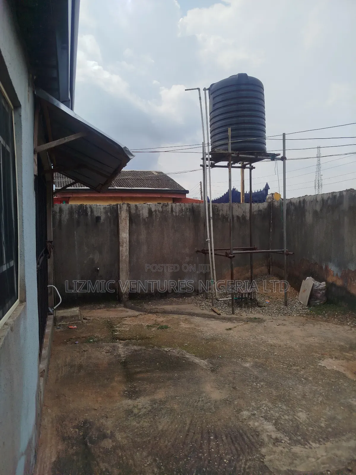 Furnished 3bdrm Bungalow in Igando for sale