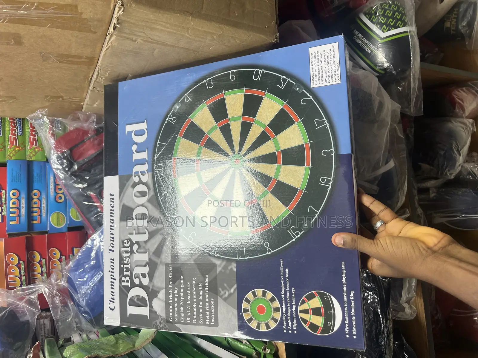Original Bristle Dartboard With Arrow