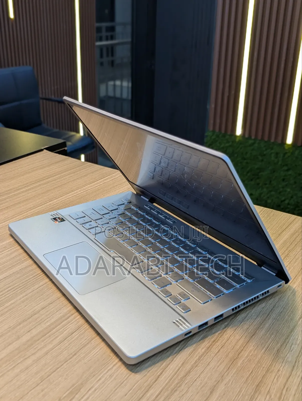 Laptop Asus ROG Zephyrus G14 16GB AMD Ryzen 9 SSD 1T