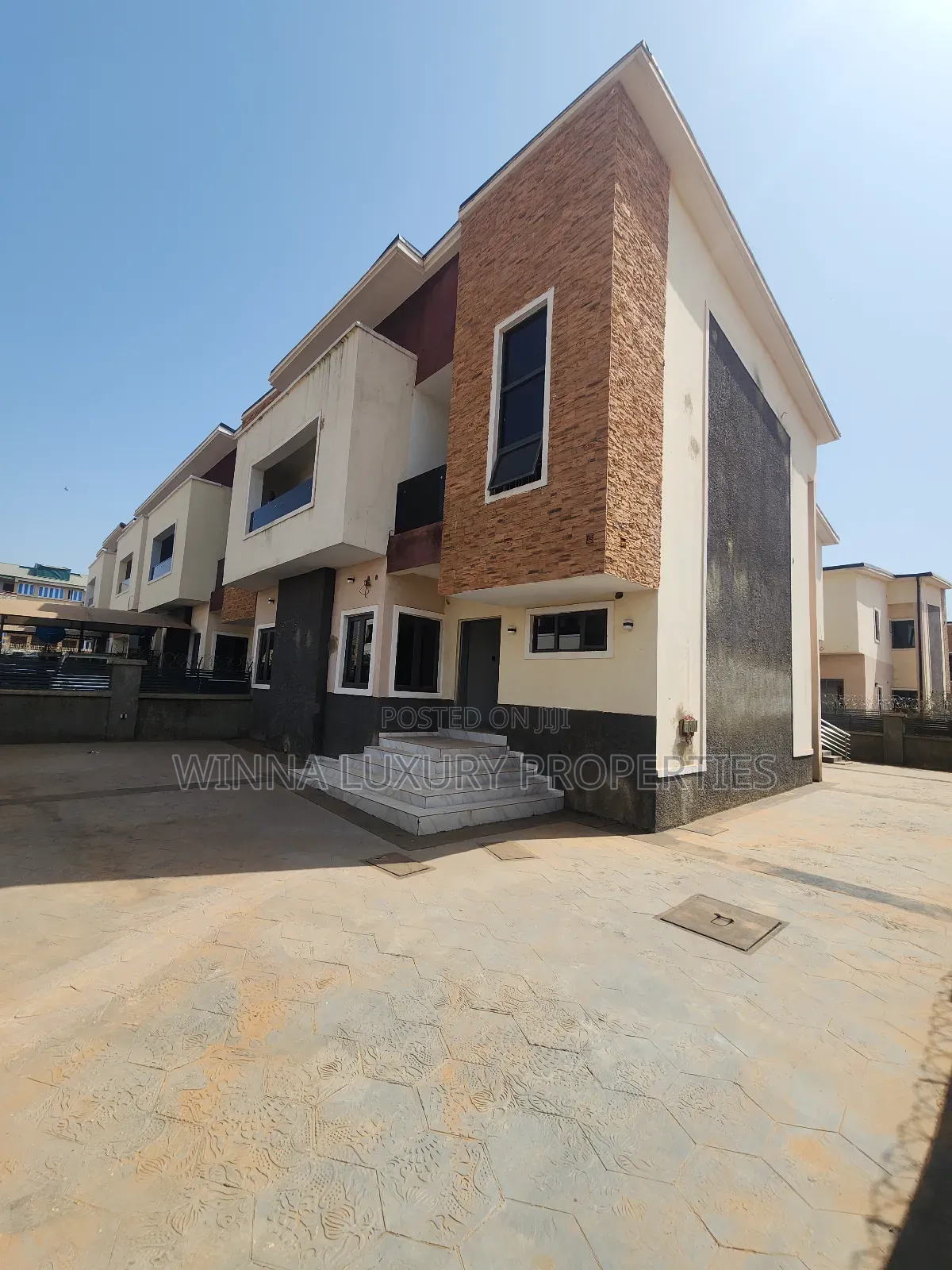 4bdrm Duplex in Around Apo Mechanic for sale