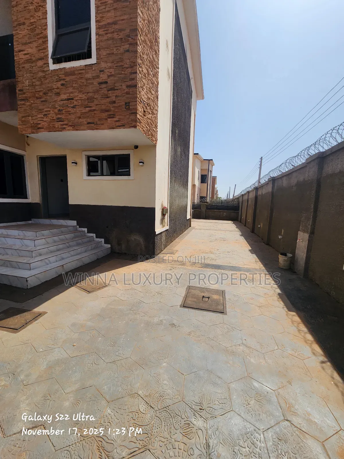4bdrm Duplex in Around Apo Mechanic for sale