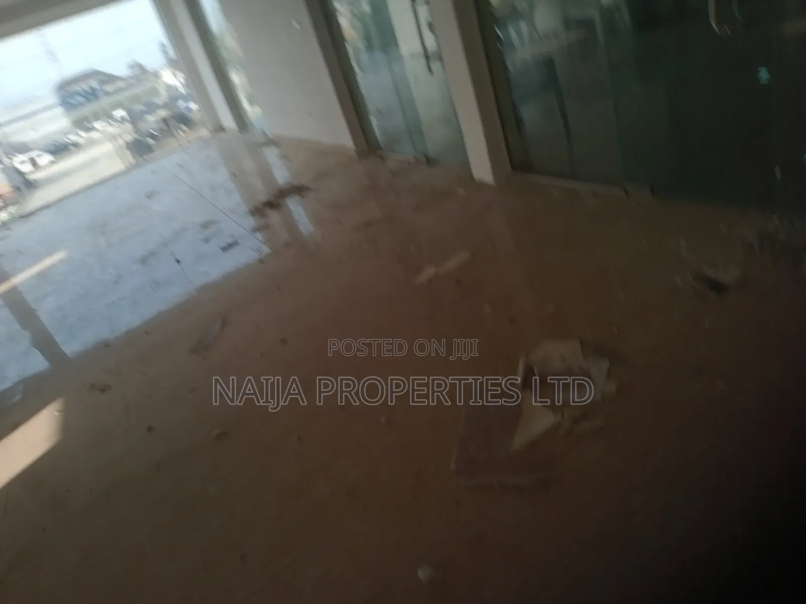 130sqm Off Space Directly on the Express Way at Olokonla ,Ajah for Rent