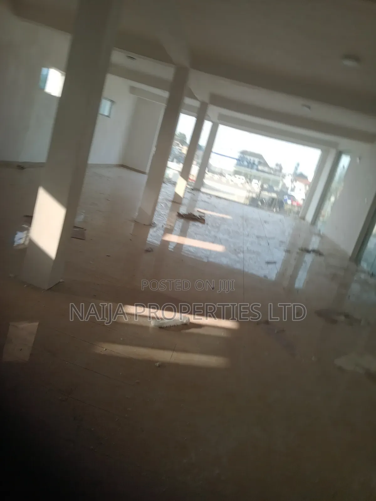130sqm Off Space Directly on the Express Way at Olokonla ,Ajah for Rent