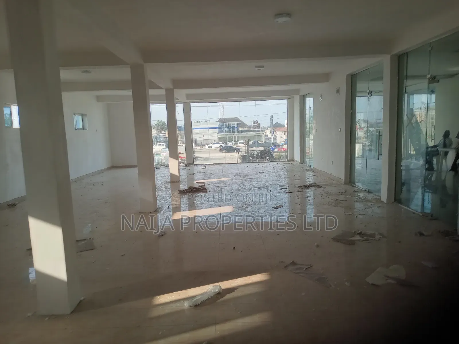130sqm Off Space Directly on the Express Way at Olokonla ,Ajah for Rent