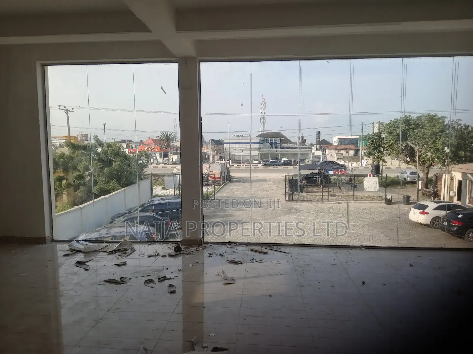 130sqm Off Space Directly on the Express Way at Olokonla ,Ajah for Rent
