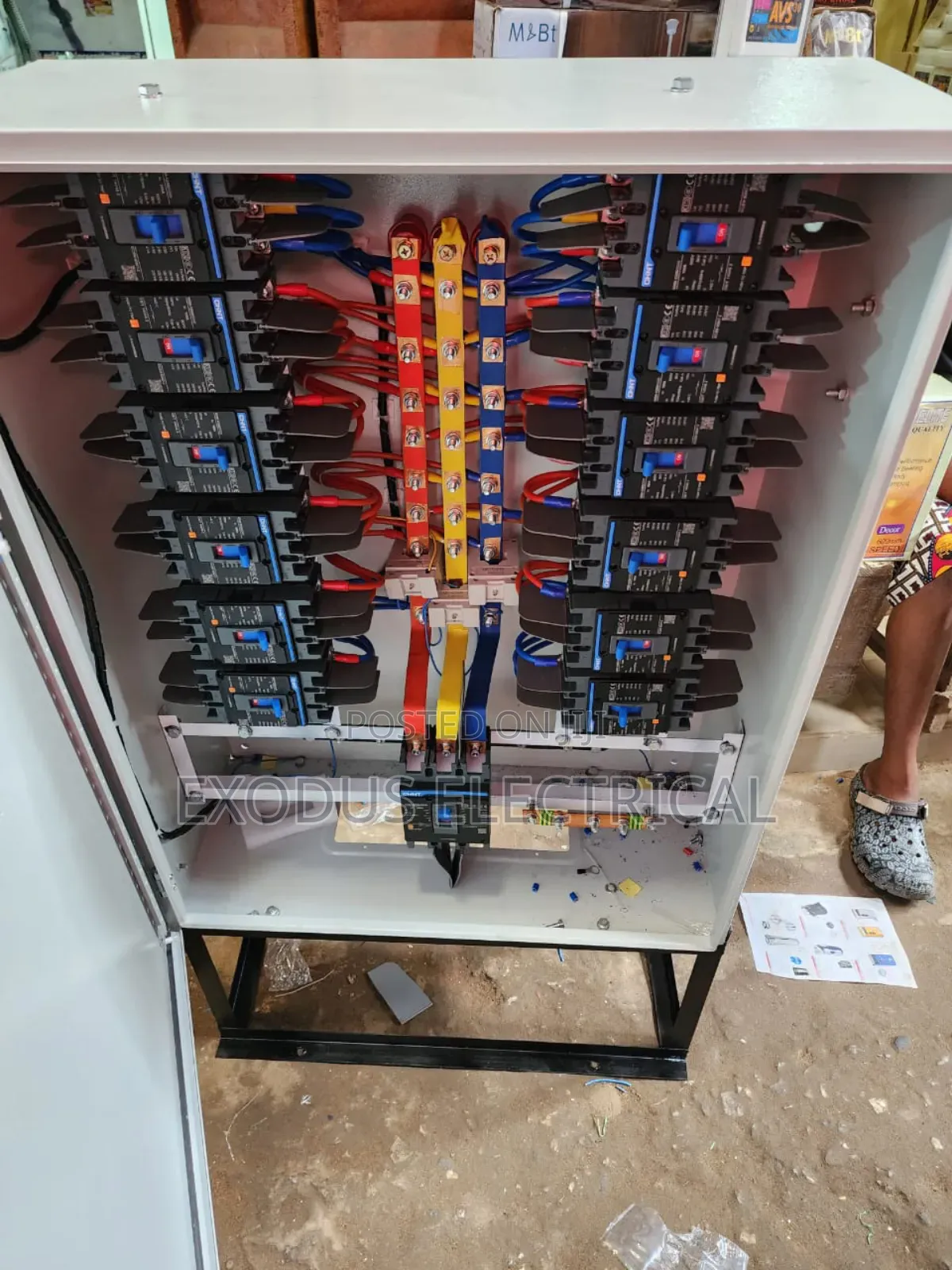 Panel Incoming and Outgoing