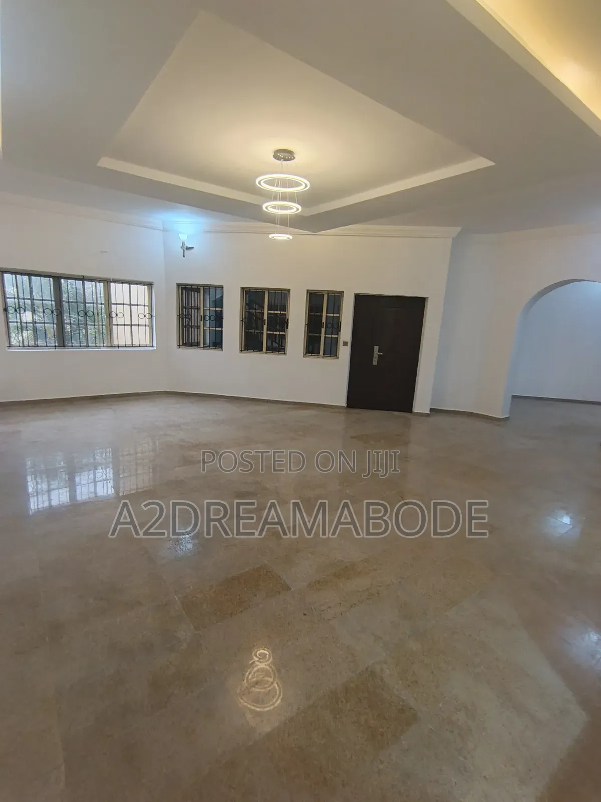 3bdrm Apartment in Ikeja Gra for rent