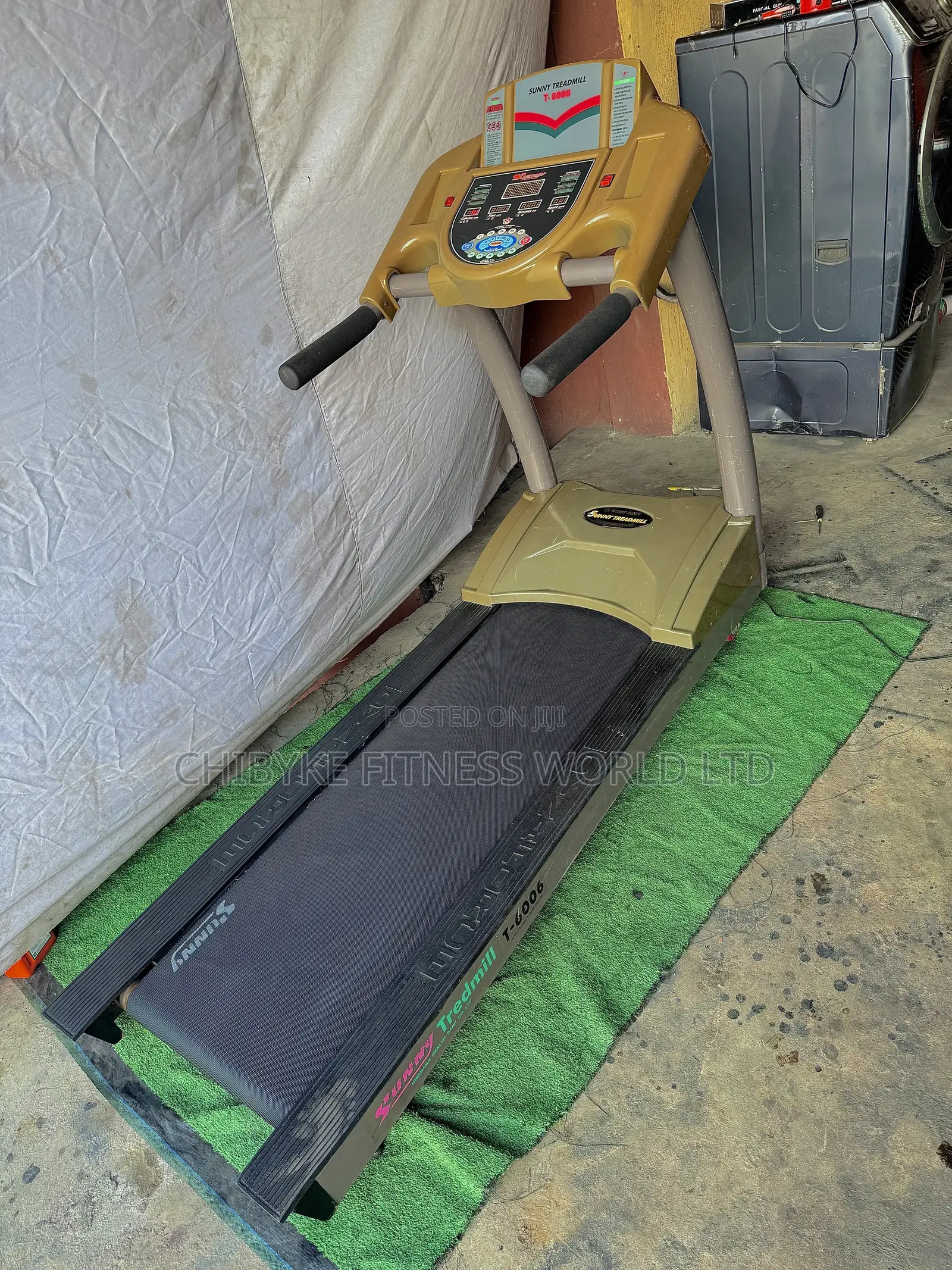 Sunny 8hp Commercial Treadmill (Inverter Panel)