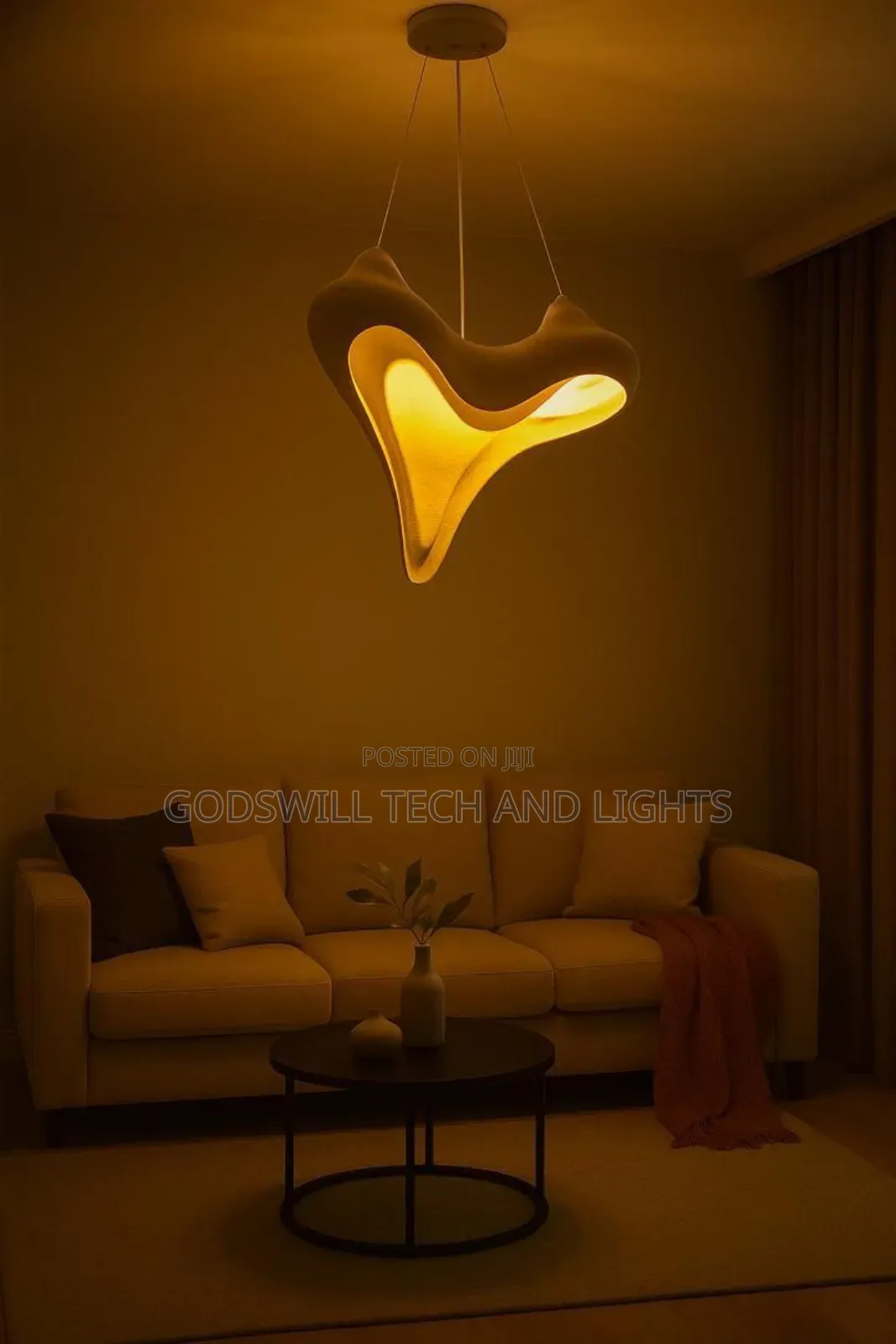 Modern Wabi Sabi Conch-Inspired Resin Pendant Lamp.