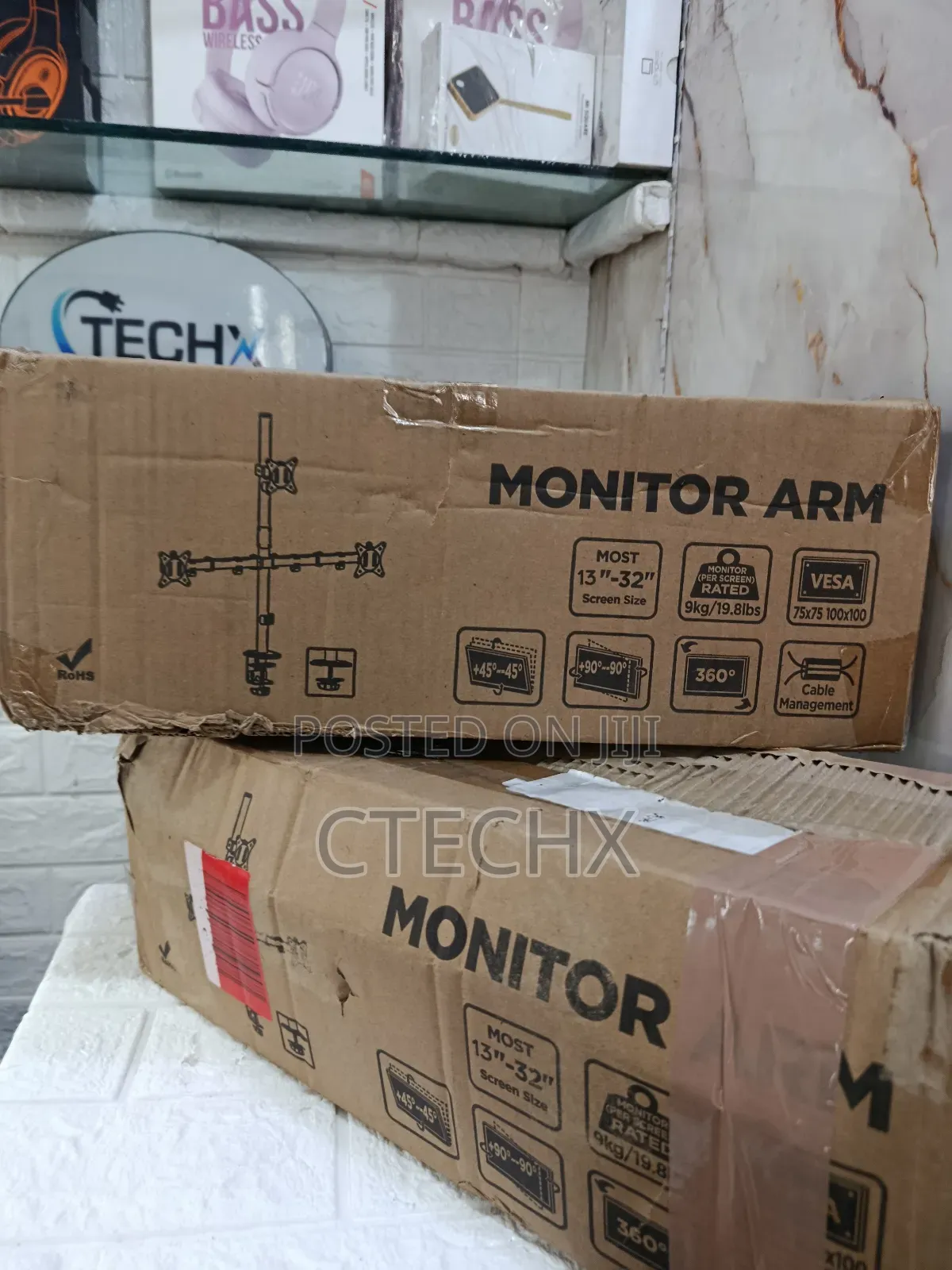 Putorsen Triple Monitor Arm, 31 Inch Tall Pole for 3 X 13"-32" Screens