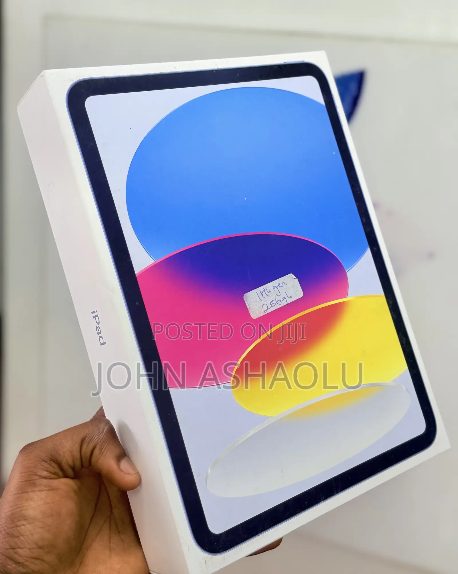New Apple iPad (2025) 256 GB Blue