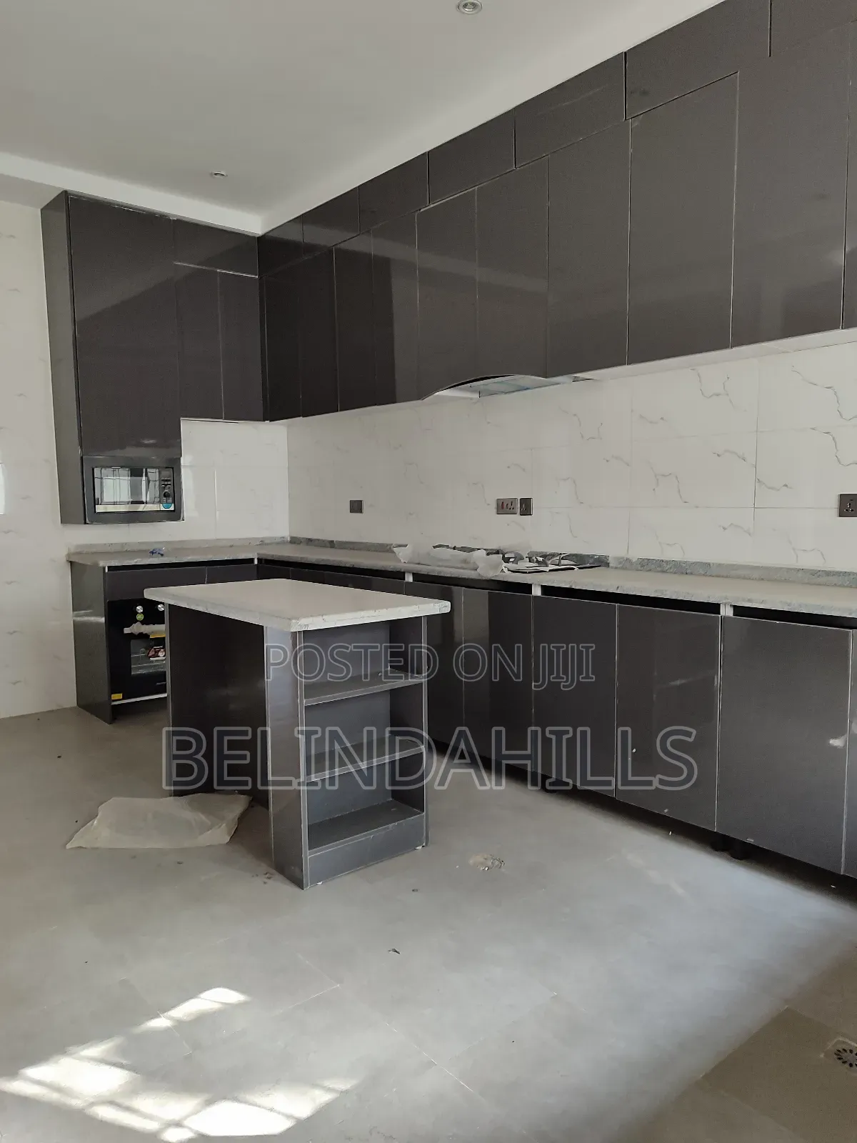 4bdrm Townhouse / Terrace in Maitama for rent
