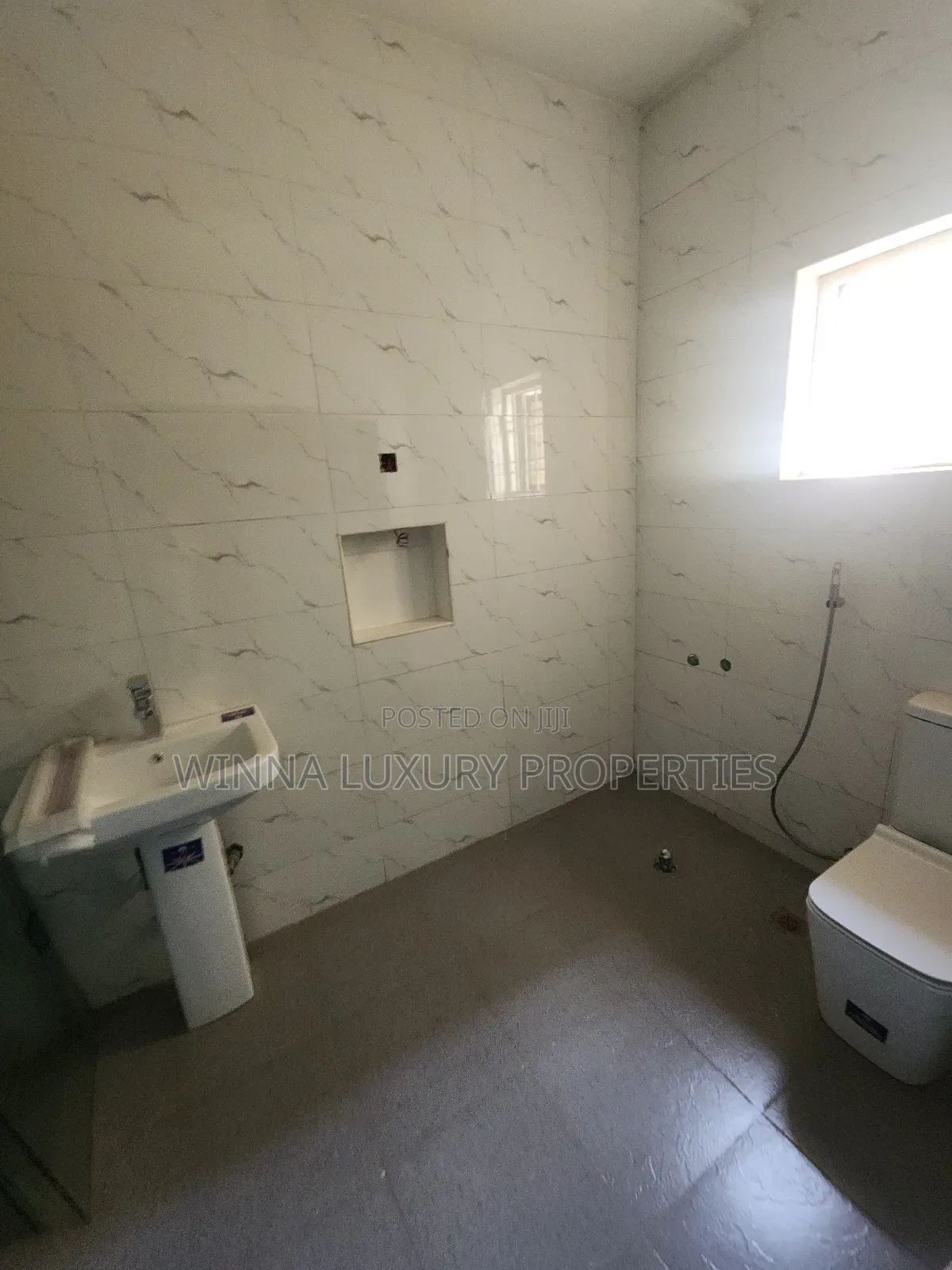 4bdrm Duplex in Precise Estate, Apo for sale