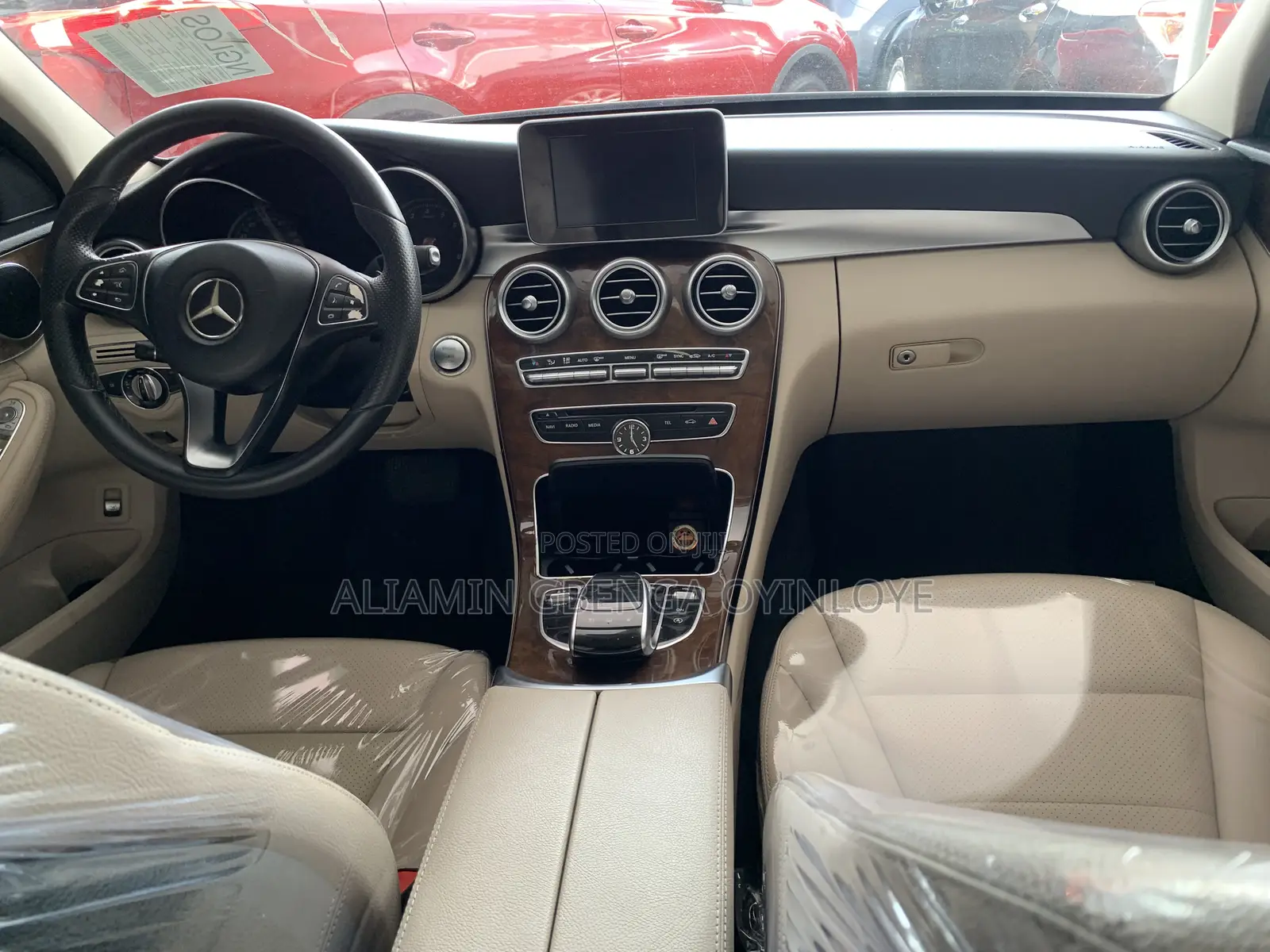 Mercedes-Benz C300 Luxury 4dr AWD 4Matic Sedan (2.0L 4cyl 7A) 2015