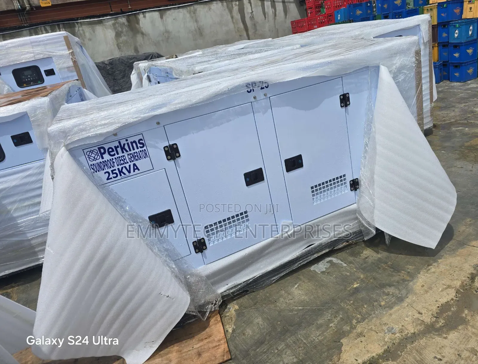 ◇♡Powerful Heavy Duty Perkins Diesel Soundproof Gen(Sp25kva)