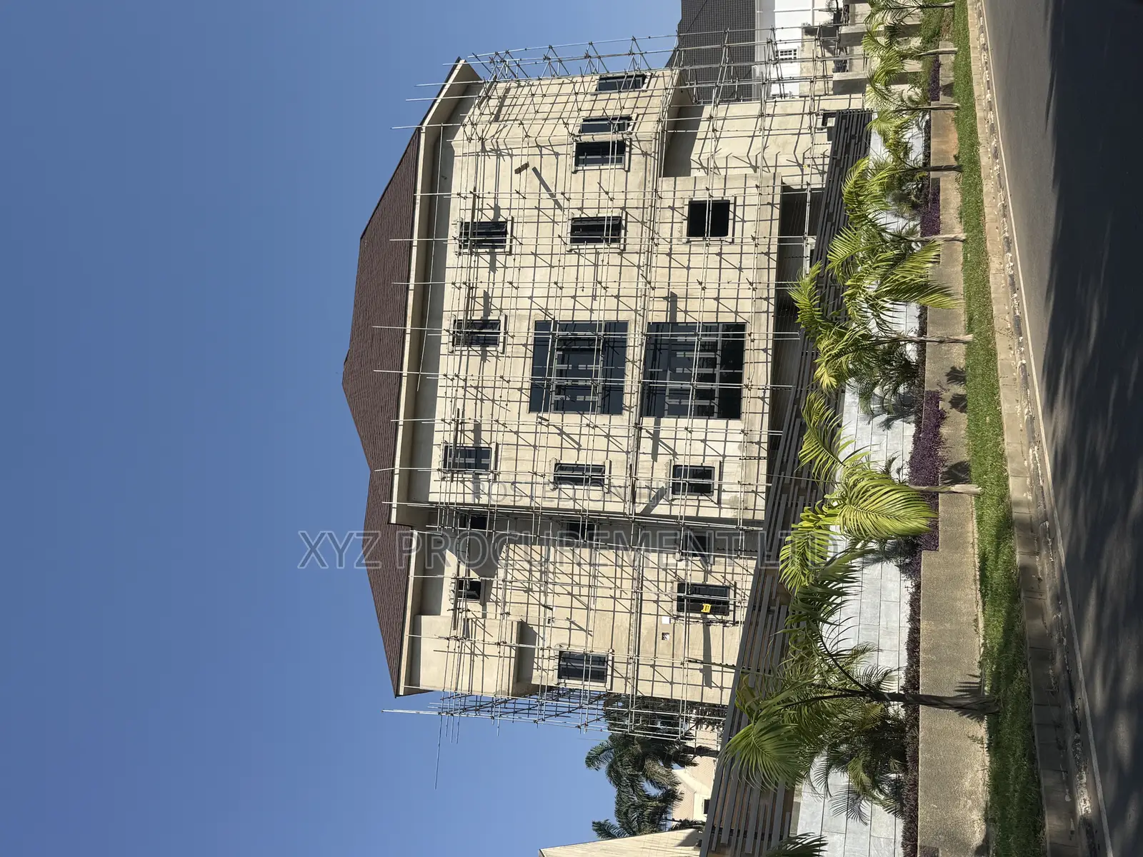 13bdrm Mansion in Maitama for sale