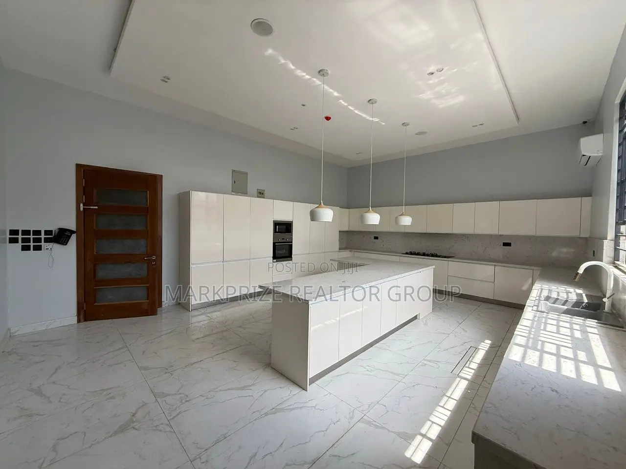 5bdrm Duplex in Ikoyi Lagos for sale