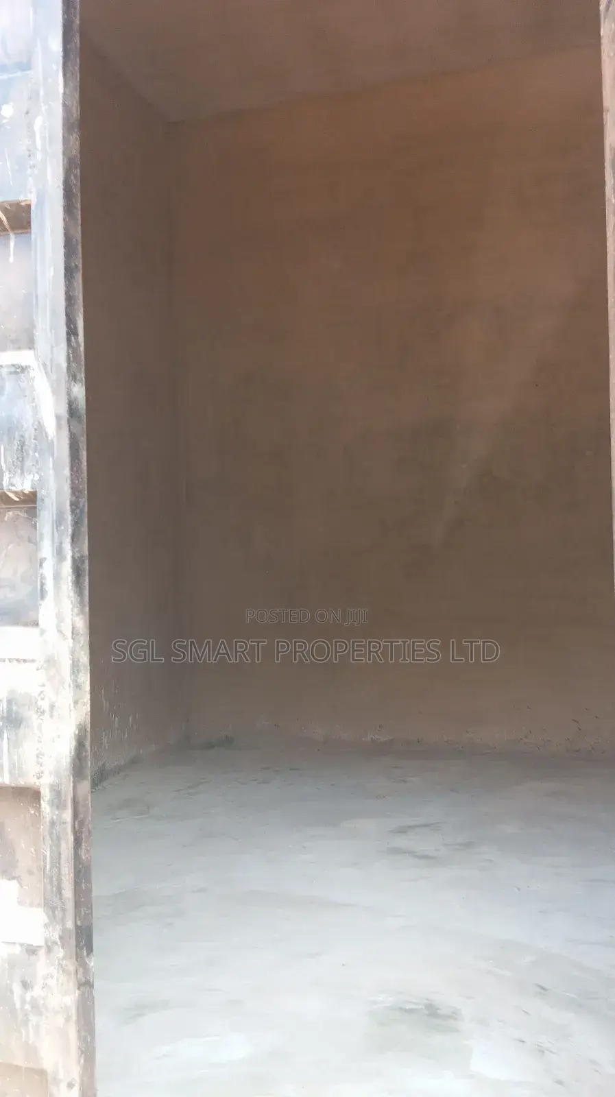 Street Shop to Let at Umukwa Awka