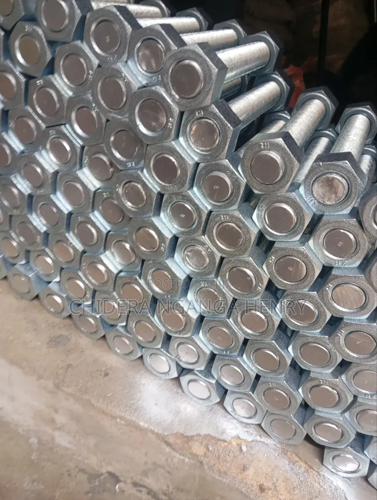 1 1/8 X 200mm Stud Bolt