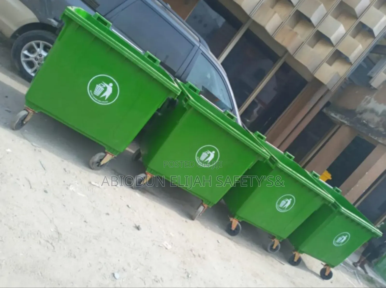 Original Quality Imported 1100l Waste Dust Bin With 4 Wheel