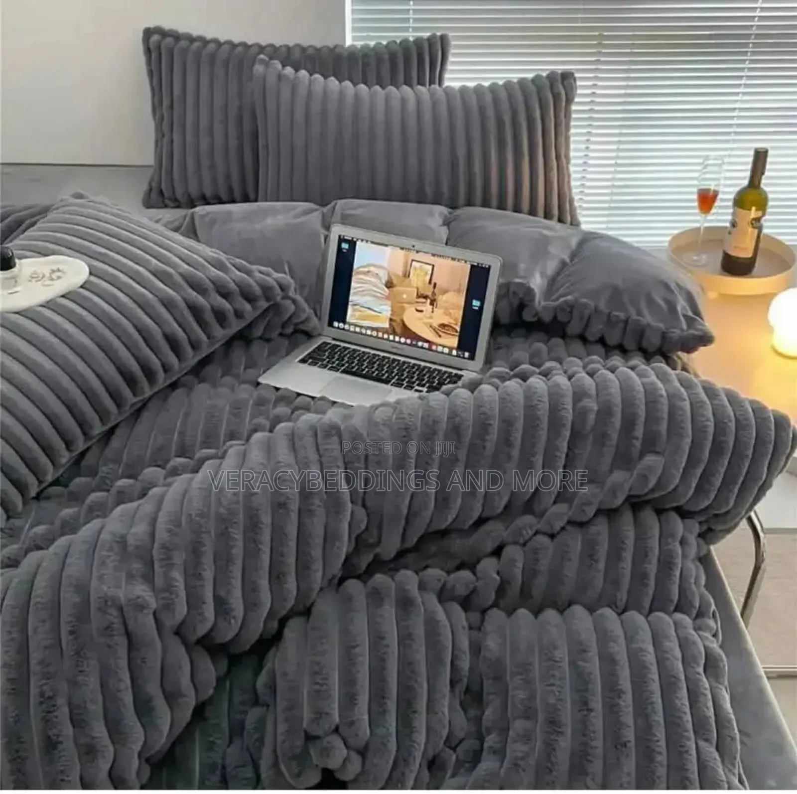 Faux Fluffy Blanket Set