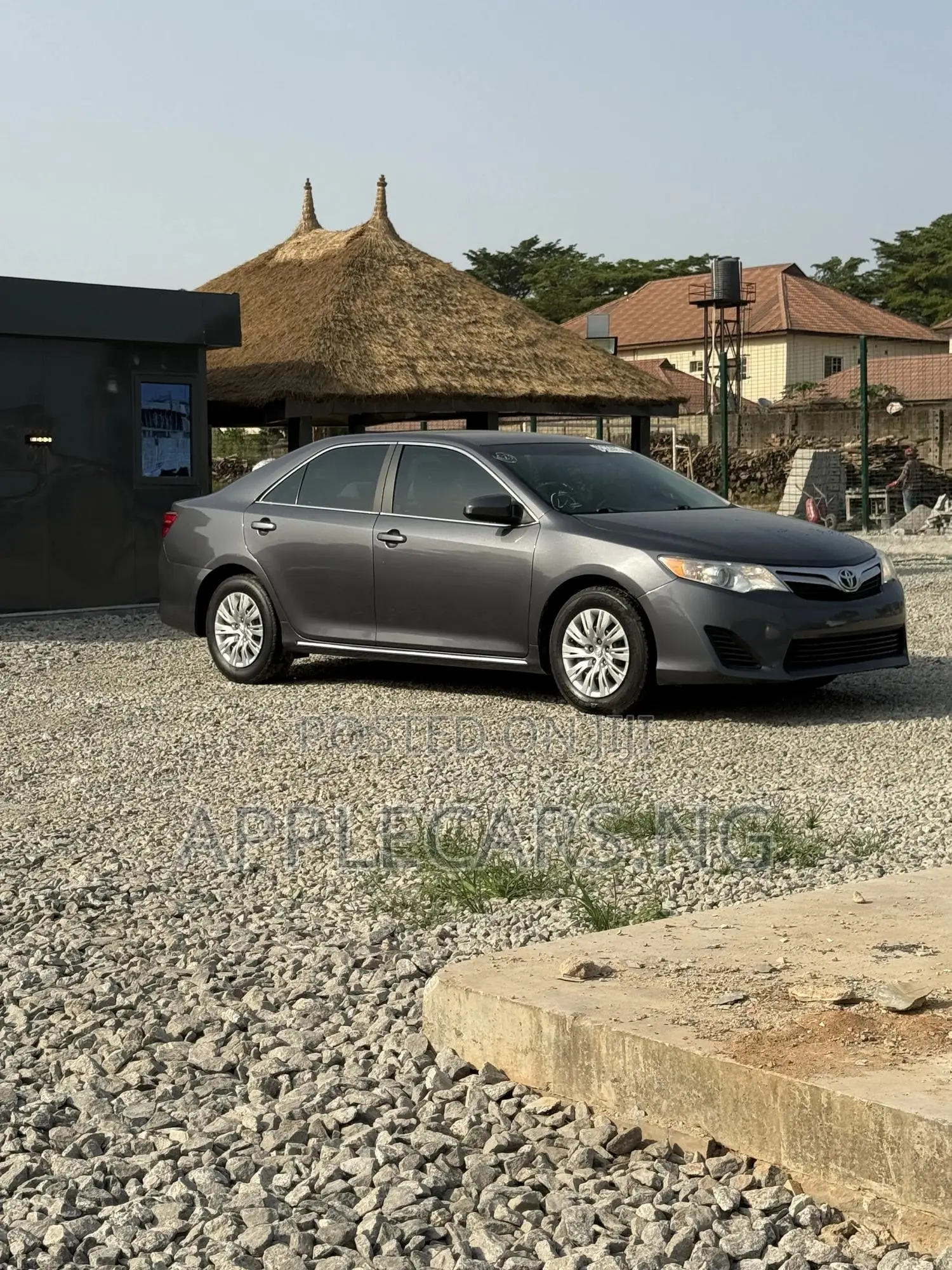 Toyota Camry L 4dr Sedan (2.5L 4cyl 6A) 2014 Gray
