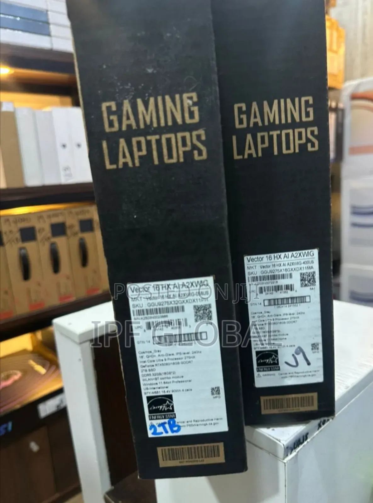New Laptop MSI Vector 16 HX AI A2XWIG 16GB Intel Core Ultra 9 SSD 1T