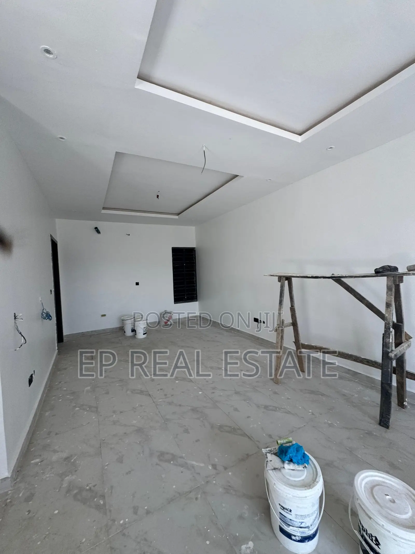 4bdrm Duplex in Guzape District for sale