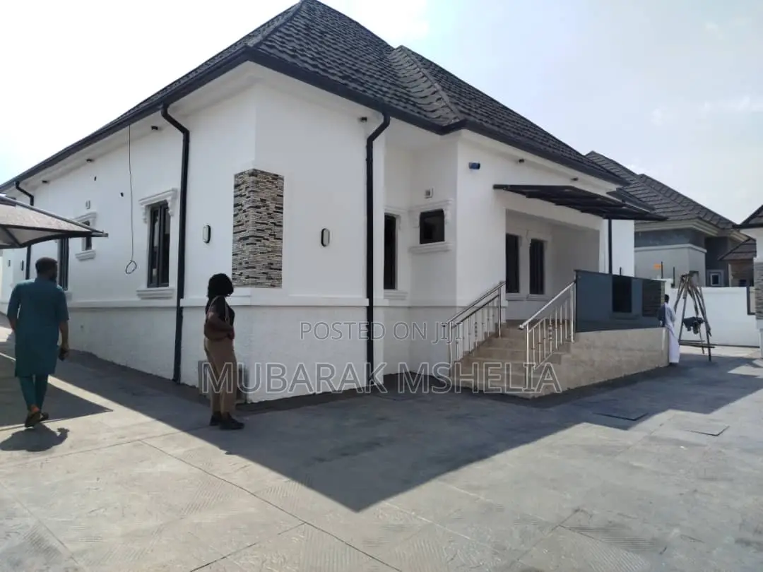 Furnished 3bdrm Bungalow in Efab Verizon, Gwarinpa for sale