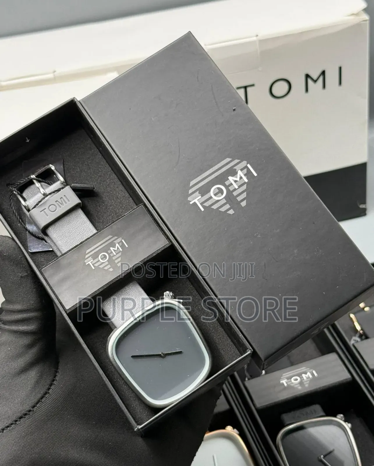 Tomi Female Leather Wristwatches