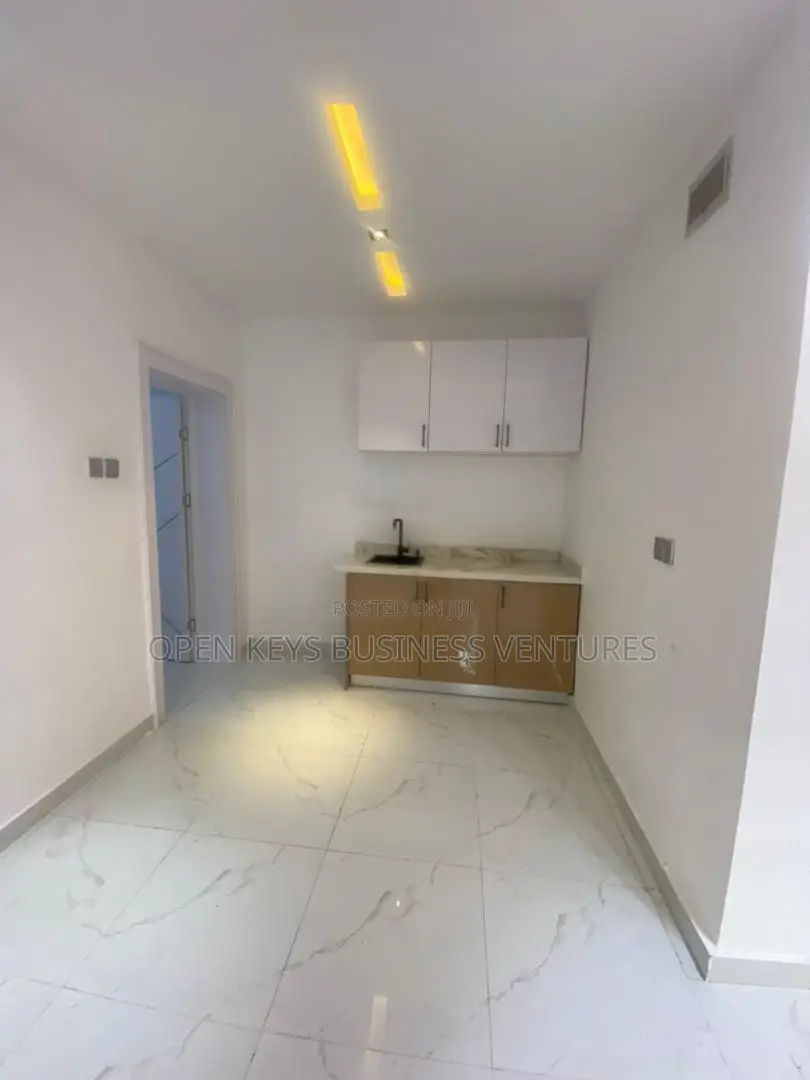 Furnished 5bdrm Duplex in Yemoja Str, Oluyole Estate for sale