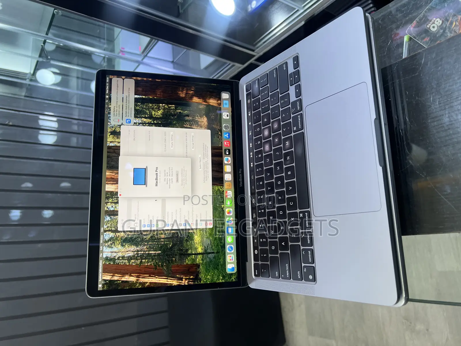 Laptop Apple MacBook Pro 2022 M2 16GB Apple M2 SSD 512GB