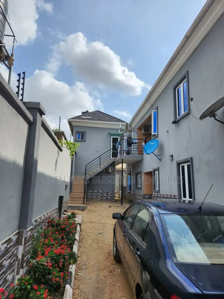 Furnished 5bdrm Duplex in Ire Akari, Akala Express for sale