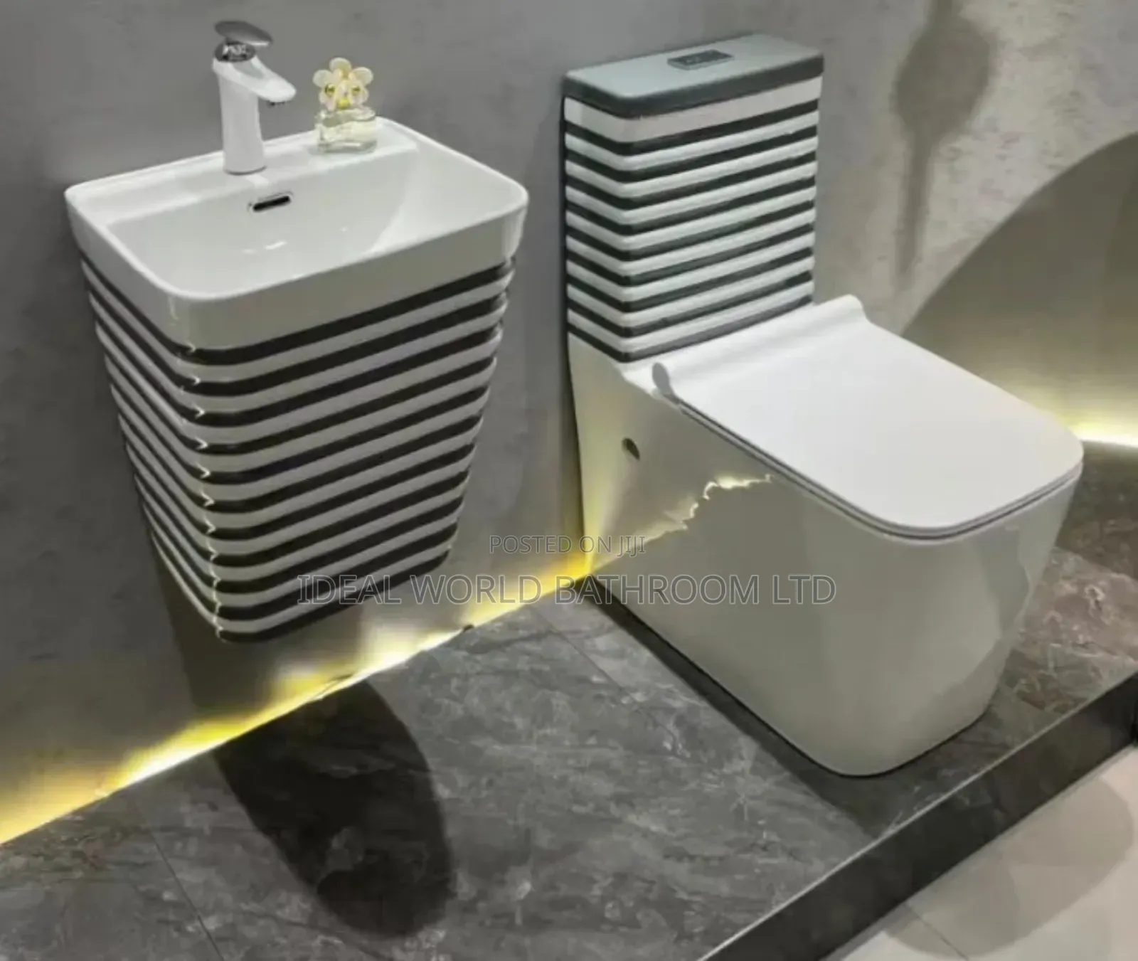 Complete Set Water Closet